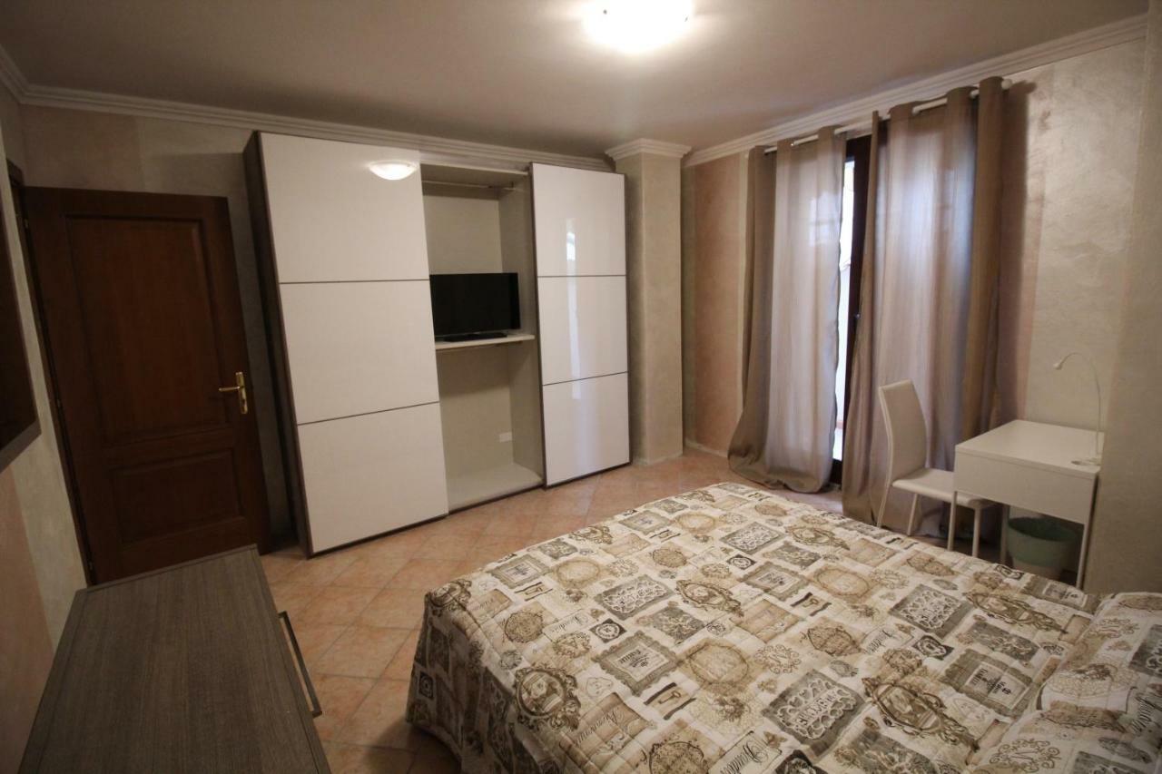Del Prado Aparthotel Riva Ligure Bagian luar foto