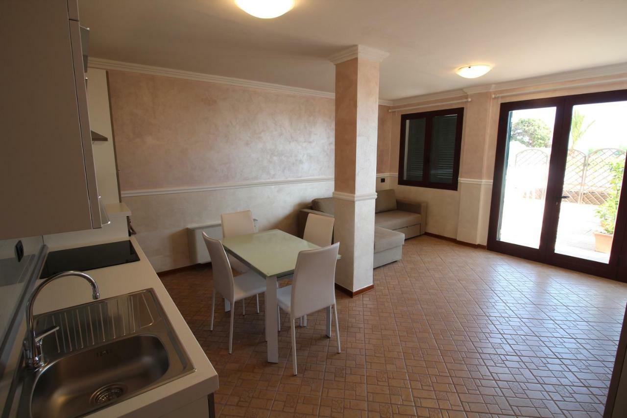 Del Prado Aparthotel Riva Ligure Bagian luar foto