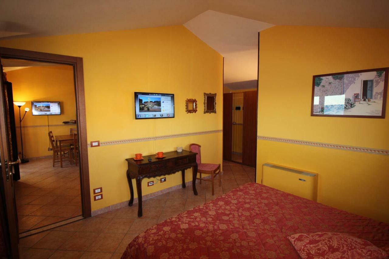 Del Prado Aparthotel Riva Ligure Bagian luar foto