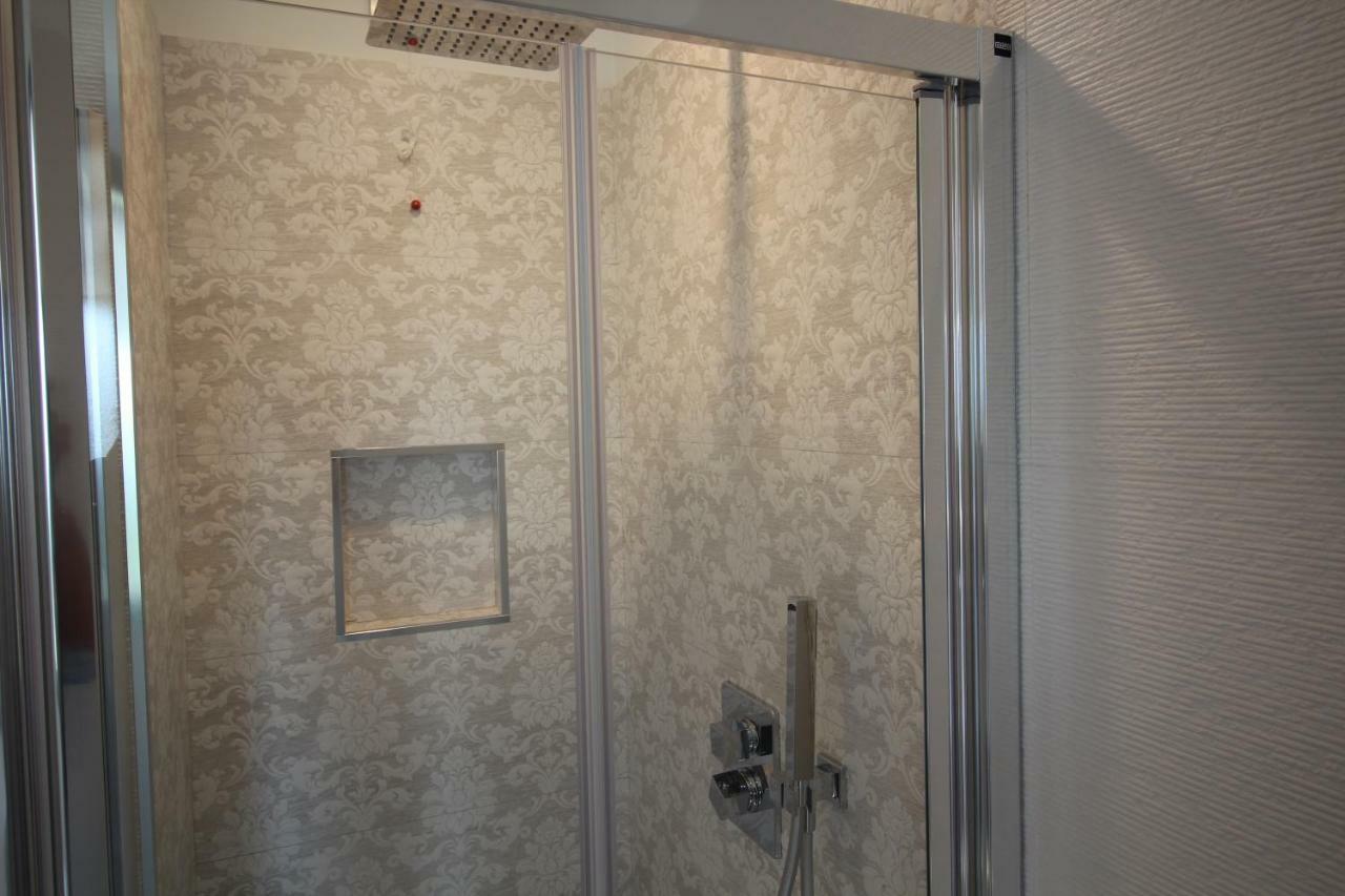 Del Prado Aparthotel Riva Ligure Bagian luar foto